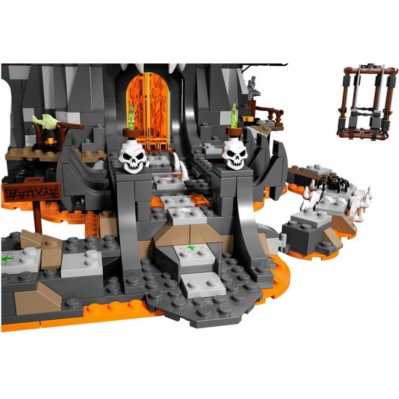 LEGO?� Ninjago?� 71722 - Le donjon du Sorcier au Cr?�ne